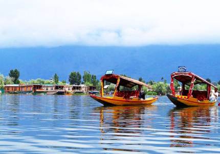 Srinagar Gulmarg Pahalgam Trip from Chandigarh